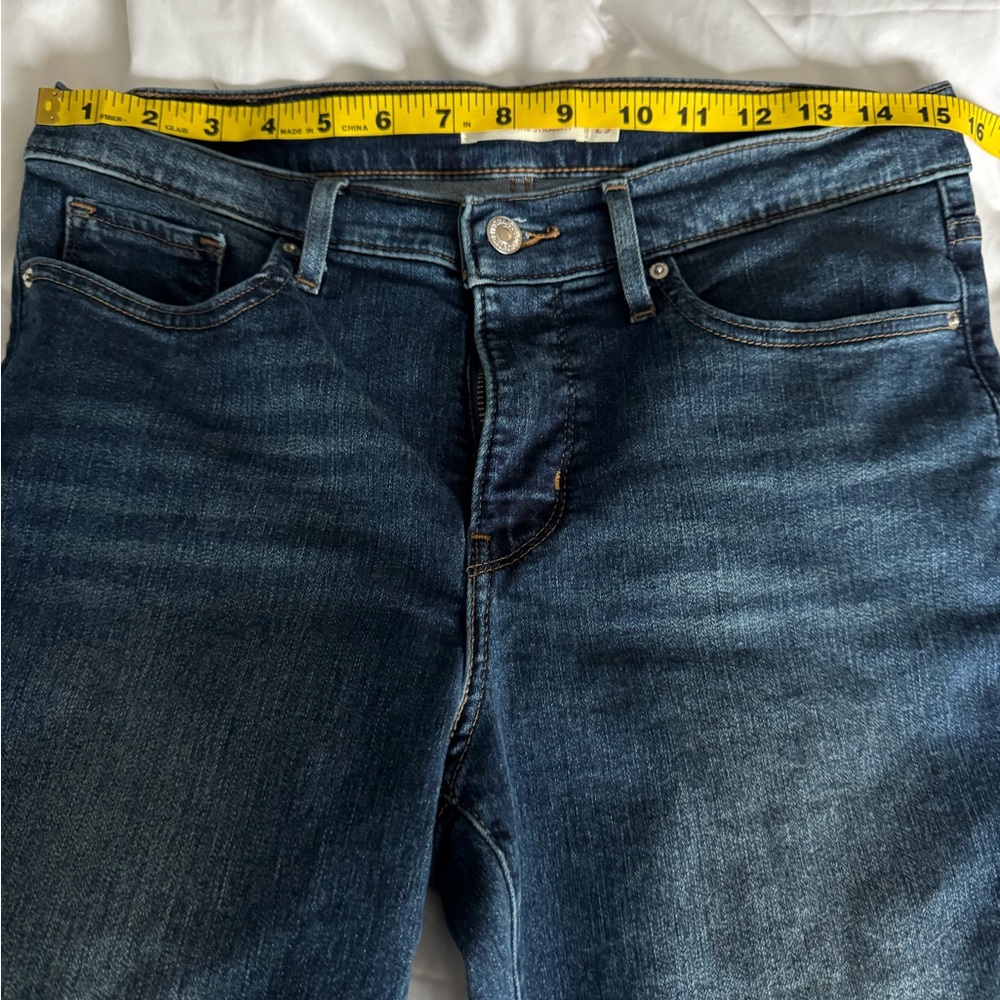 NWOT Women's Levi's 314 Shaping Straight Jeans Size 29 - Picture 5 of 6